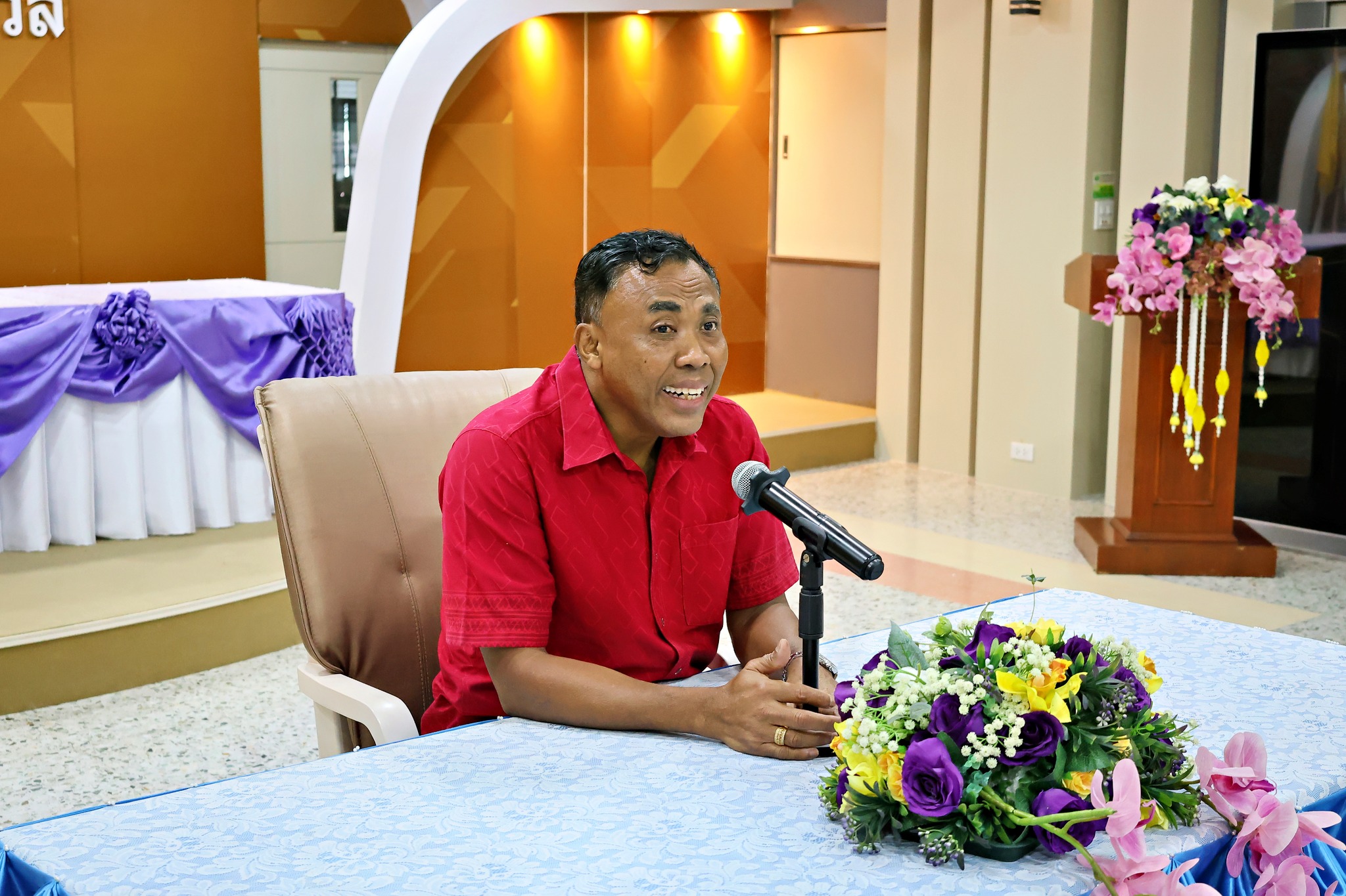 ประชุมคณะกรรมการพิจารณาผลการเรียน