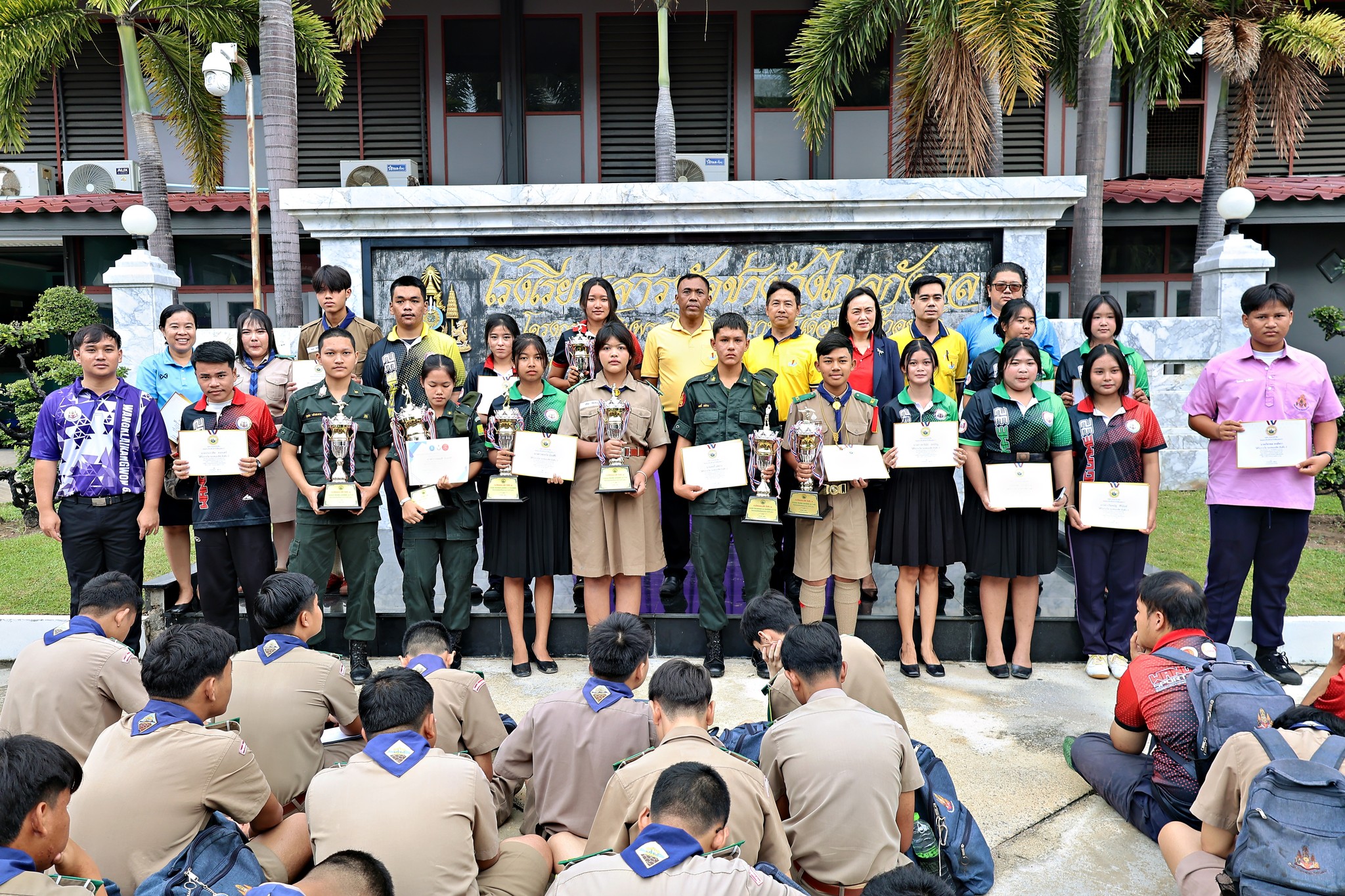 มอบรางวัลและมอบเกียรติบัตรการแข่งขันกีฬาเด็กและเยาวชนเทศบาลเมืองหัวหิน