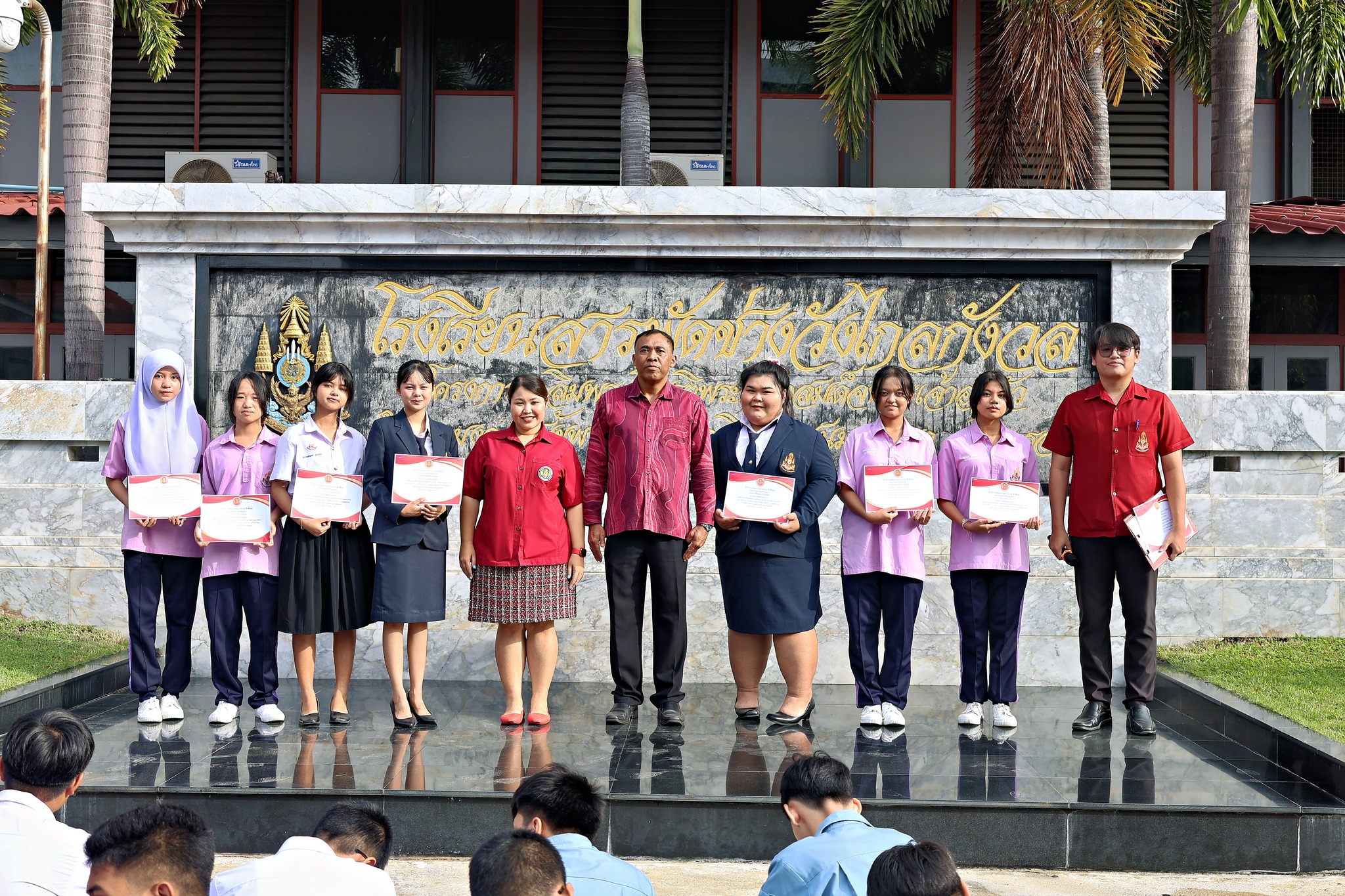 มอบเกียรติบัตรกิจกรรมคัดเลือกแผนธุรกิจภายใต้โครงการอาชีวะสร้างสรรค์ แปรฝันสู่ธุรกิจ ประจำปี 2568 (RRR Award 2025)