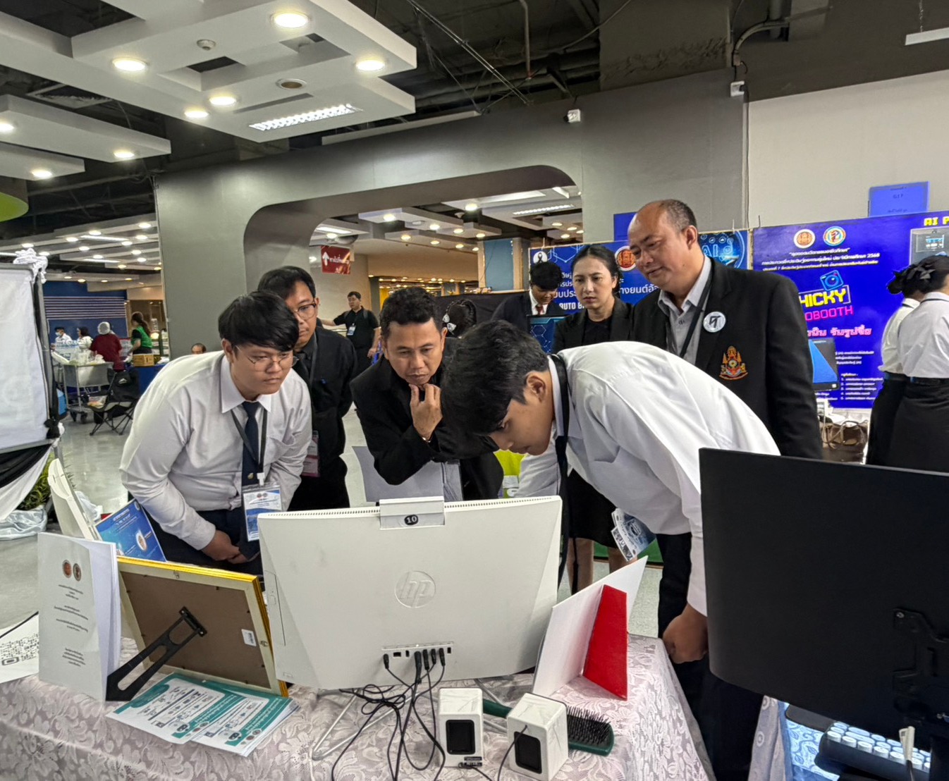 นำผลงานเข้าร่วมการประกวดประเมิน “สิ่งประดิษฐ์ของคนรุ่นใหม่” ระดับภาค ภาคกลาง ประจำปีการศึกษา 2568