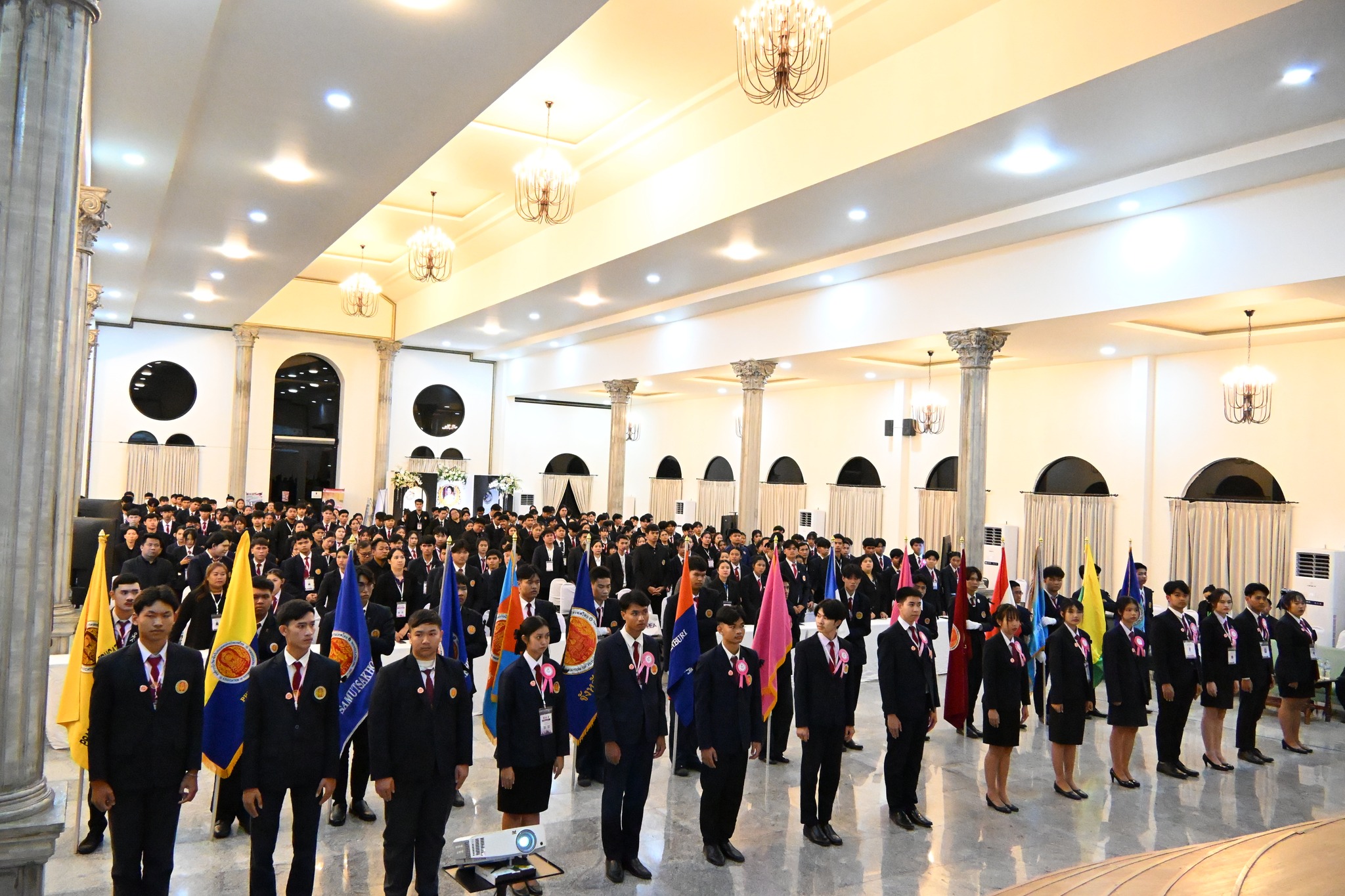 คณะกรรมการองค์การนักวิชาชีพในอนาคตแห่งประเทศไทย (อวท.) วิทยาลัยการอาชีพวังไกลกังวล เข้าร่วมกิจกรรมในงานการประชุมวิชาการองค์การนักวิชาชีพในอนาคตแห่งประเทศไทย (อวท.) ระดับภาคกลาง ครั้งที่ 33 ประจำปีการศึกษา 2568 