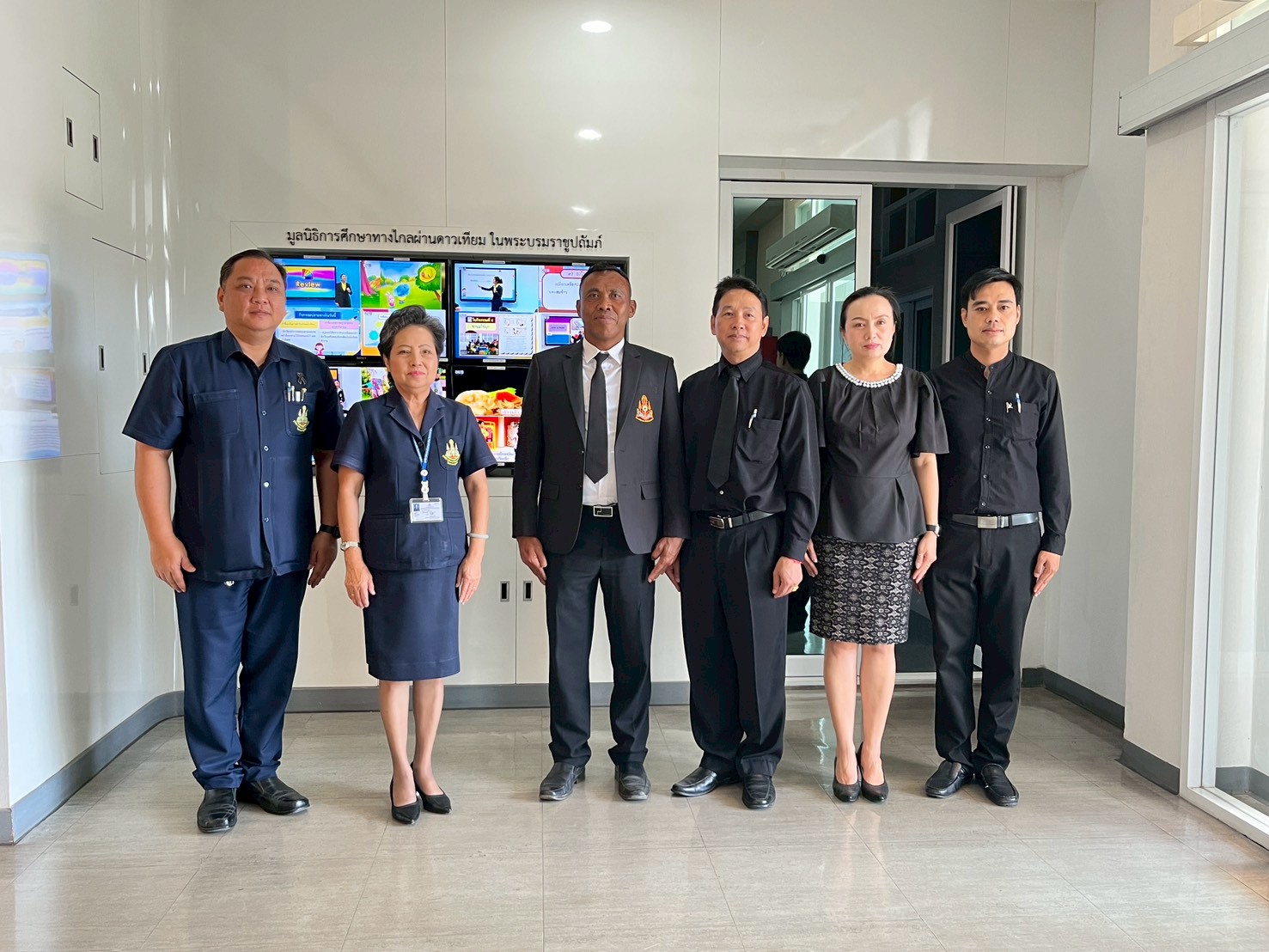 ร่วมอวยพรเนื่องในโอกาสวันขึ้นปีใหม่ 2569 ให้กับ นางยุวนิตย์ ศรศิลป์ ผู้อำนวยการสถานีวิทยุโทรทัศน์การศึกษาทางไกลผ่านดาวเทียม ในพระราชูปถัมภ์ DLTV 